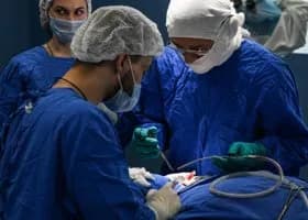 Красноярские врачи вынуждены использовать дрели во время операций