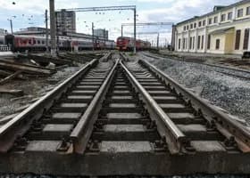 Поезд «Иволга» едет по затопленным путям на «Площади трех вокзалов»