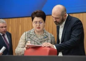 Перестановки у приставов и безработные рвутся в мэры: события в ЯНАО 14 октября