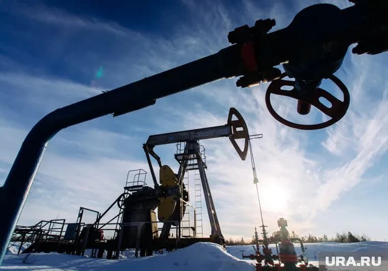 Россия сократила объем добычи нефти