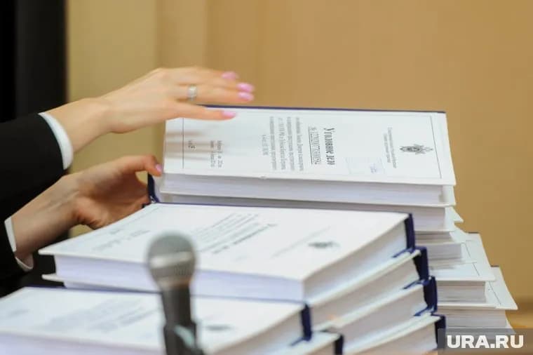 Сотрудники СУ проводят осмотр места происшествия