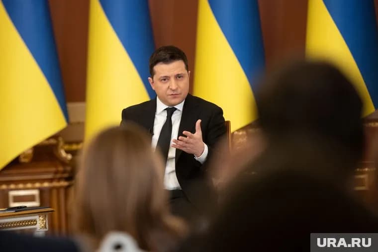 Дершовиц считает, что Зеленскому следует извиниться за слова о том, что украинцы не имеют отношения к Холокосту