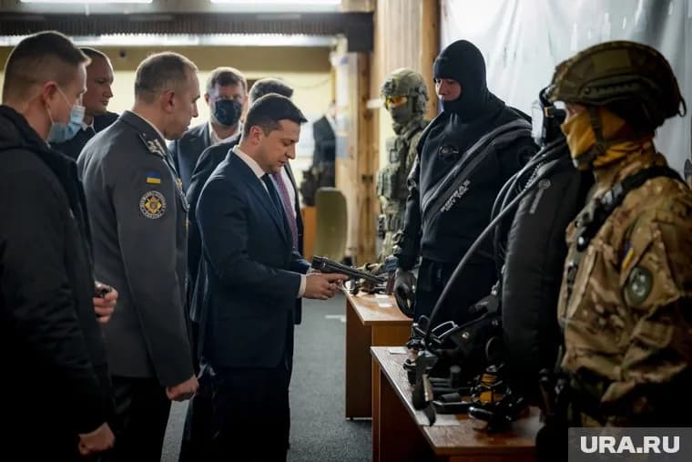 Зеленский решил присвоить Харькову, Гостомелю, Мариуполю и Херсону звания городов-героев