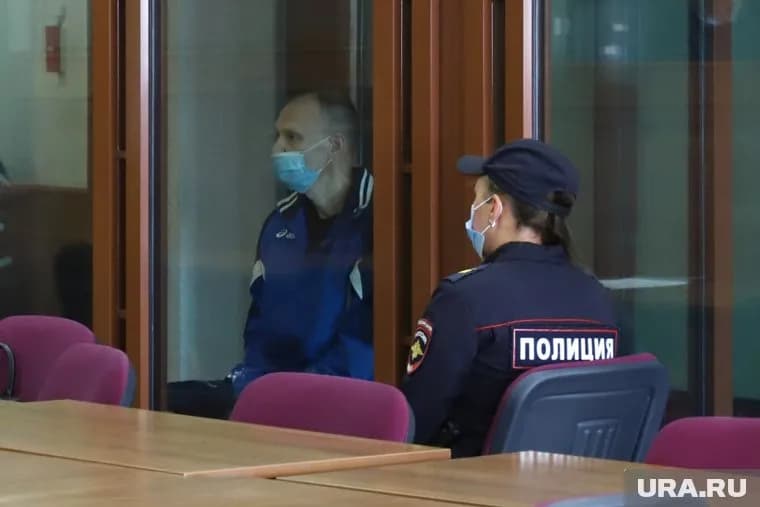 По информации источника, генерал Игорь Трифонов заставлял следователя читать вслух 42 тома уголовного дела