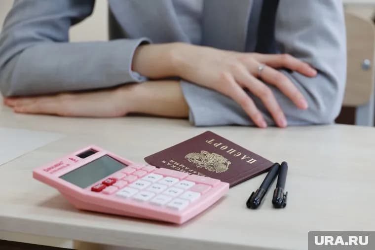 Родители выпускников, сдающих ЕГЭ, тратят до 5000 рублей на репетиторов