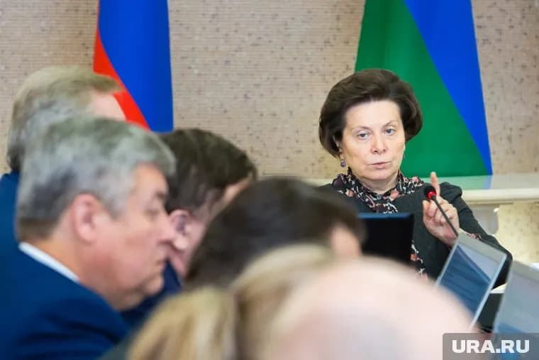 В правительстве Югры не забывают о тех, кто раньше работал во власти