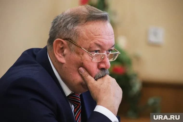 Александр Якушев уходит с должности руководителя городским избиркомом