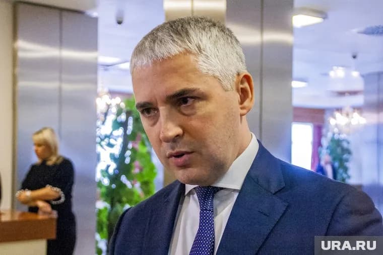 Мэр Ноябрьска Алексей Романов и его замы поддержат бойцов СВО личным заработком
