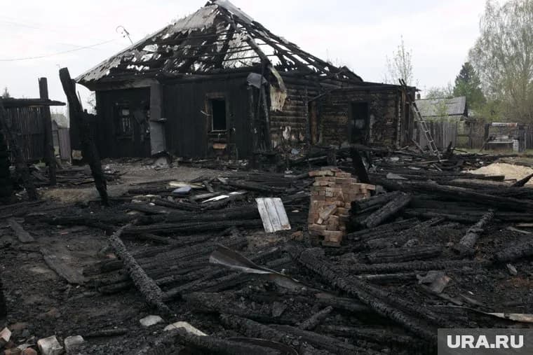 Жители Богандинского получат деньги за сгоревшие дома и дворовые постройки