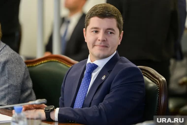 Дмитрий Артюхов появился на выставке «Россия» в сопровождении северных народов