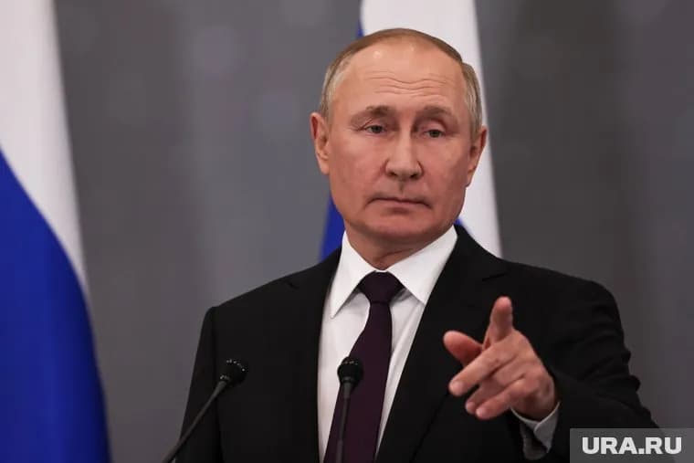 Путин назвал профилактику правонарушений в школах и вузах чрезвычайно важным вопросом