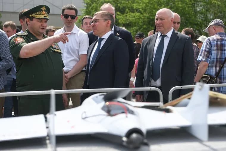 День России: вручение воинских наград и выставка трофеев в Верхней Пышме. Свердловская область