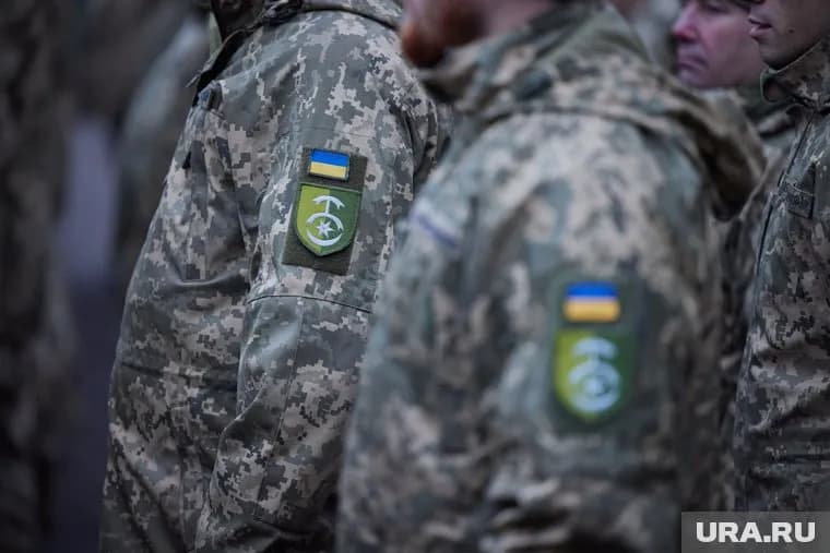 Солдат ВСУ сбил насмерть полицейского, передает «Политика страны»