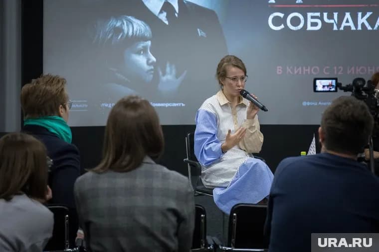 Ксения Собчак последнее время не надевает облегающие платья