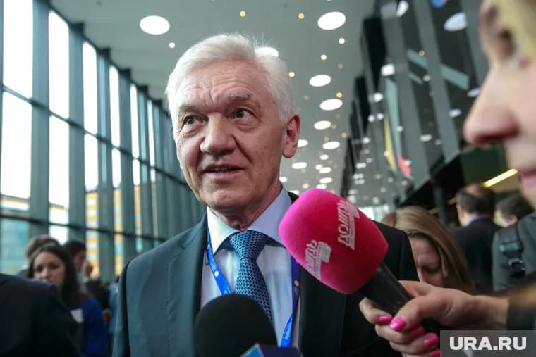 Геннадий Тимченко, по данным журналистов, получил право добывать фосфаты в Сирии