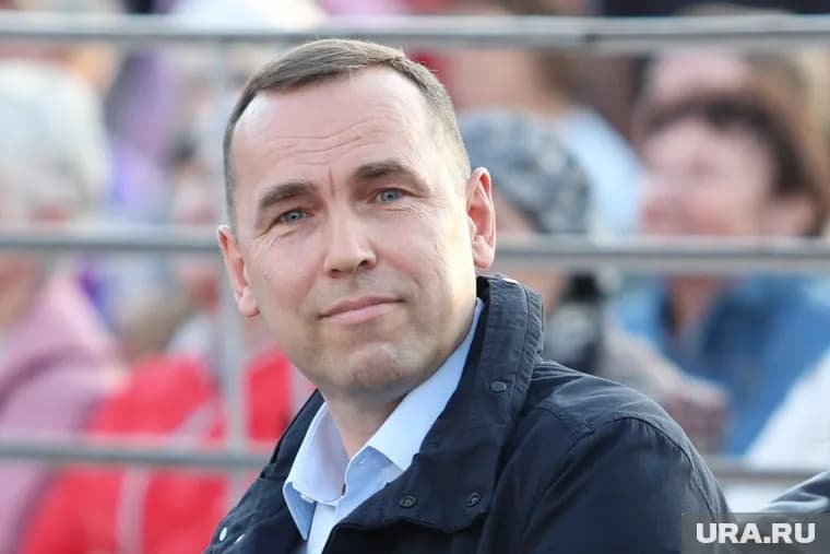 Губернатор Вадим Шумков посетил школы Рябково, где проводят ремонты