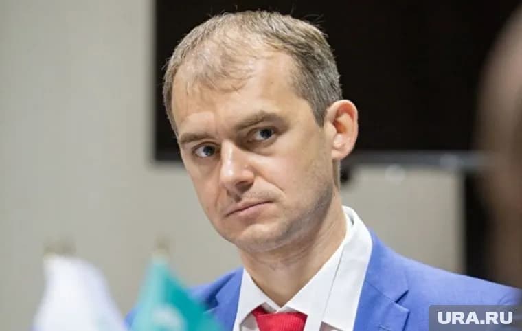 Титовский изменил состав административной комиссии