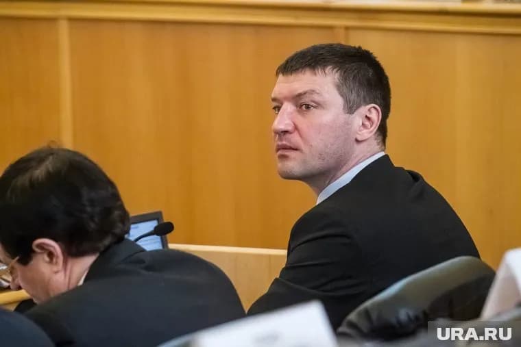 Решение о прекращении полномочий Макаренко рассмотрят 7 июня