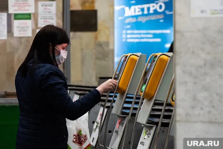 На всех трех этапах обязательно нужно будет соблюдать социальную дистанцию