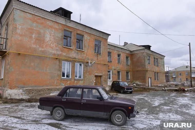 Средства пойдут на компенсацию увеличившихся расходов области на переселение из аварийных домов