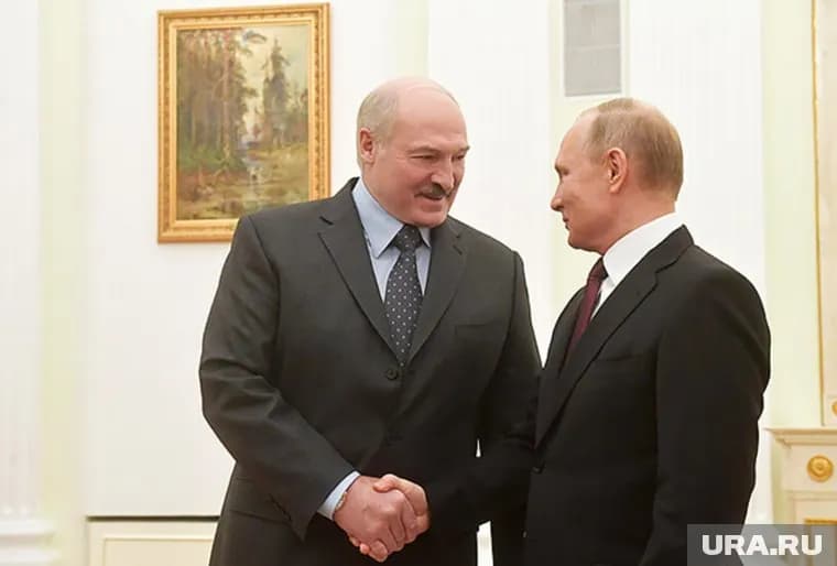 Bloomberg пишет, что Путин сохранит власть, возглавив союз России и Беларуси