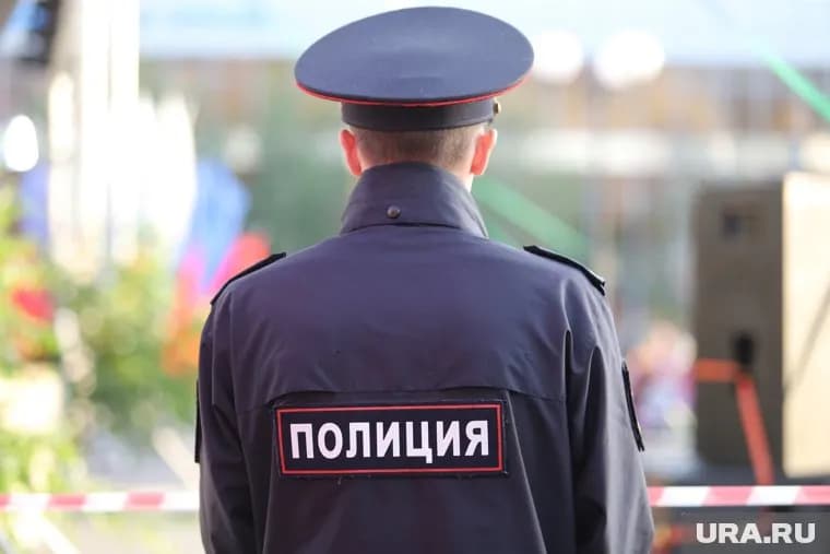 Полиция выясняет природу происхождения фигуры из свастики