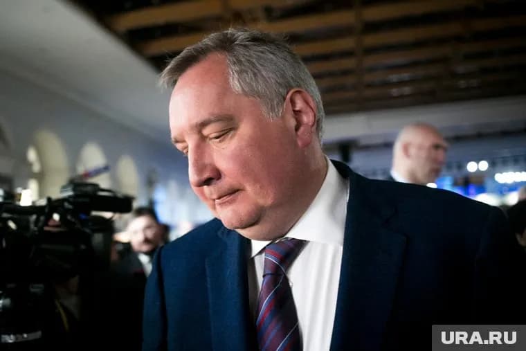 Дмитрий Рогозин недолго был начальником Ивана Сафронова