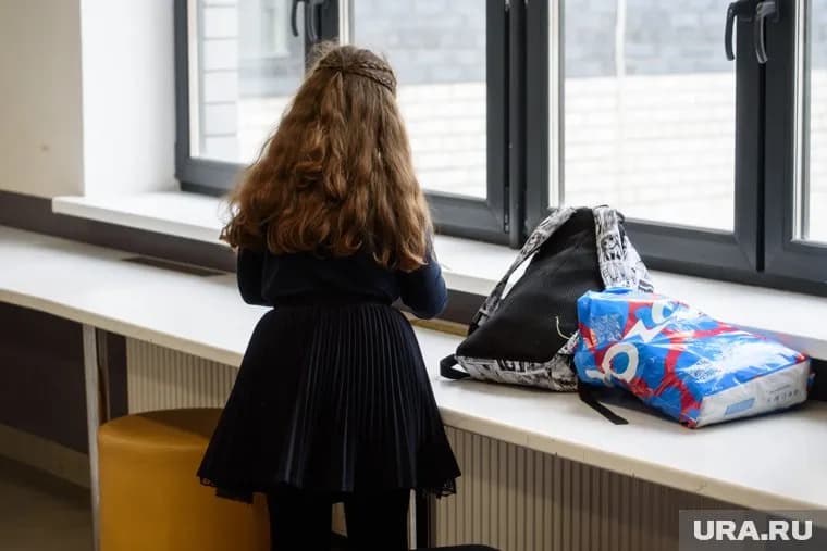 Пропавшая просила подругу подождать ее возле школы