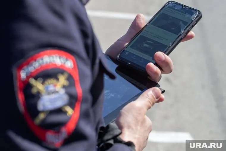 Сообщить о подростке можно по телефонам общественников или в любой отдел полиции