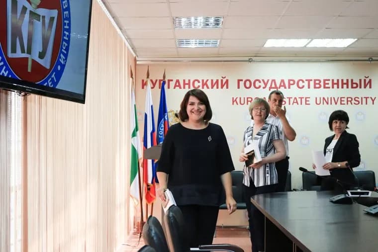 Пресс-конференция временно исполняющей обязанности ректора КГУ Надежды Дубив. Курган
