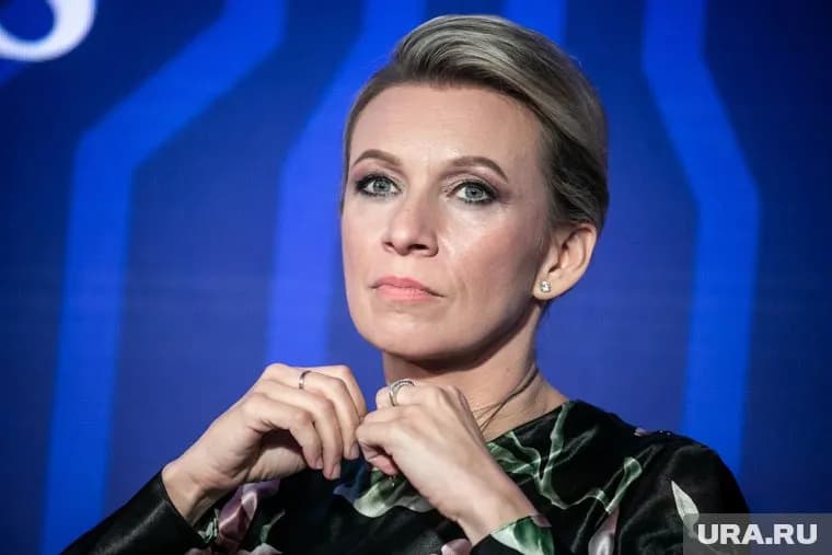 Захарова нелестно выразилась о приезде президента Франции в Грузию