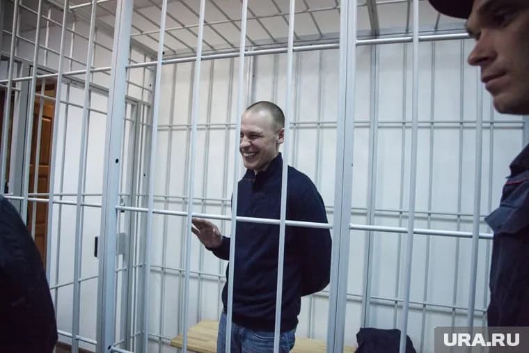 Александру Ошибкову вместе с подельником придется возвращать украденные деньги