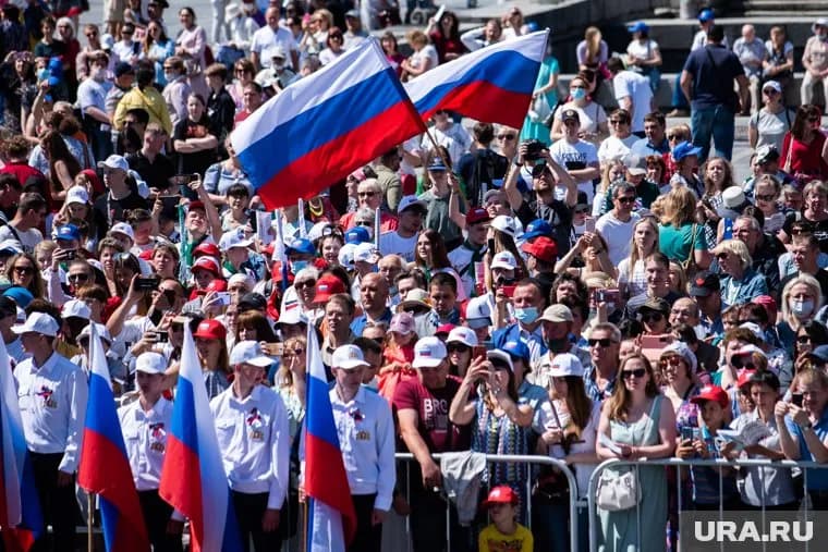 12 июня вся страна отмечала День России