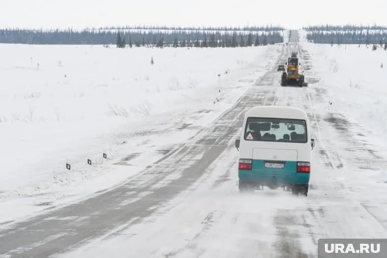 Дорога из Коротчаева в Красноселькуп оставалась единственным открытым зимником