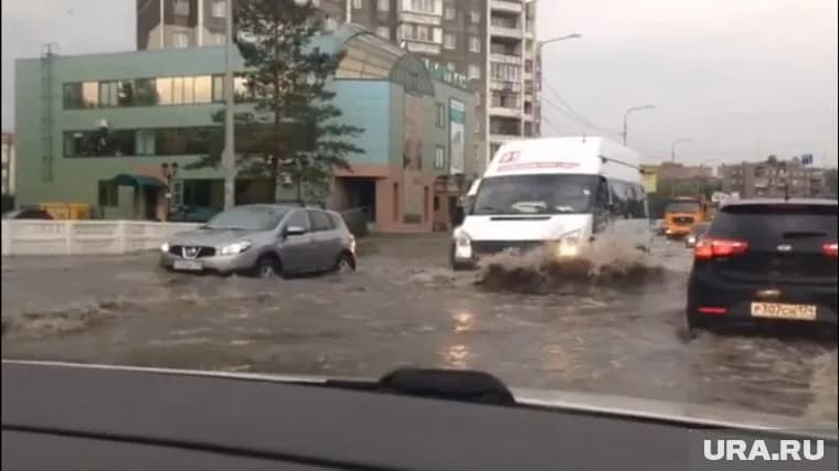 Ливень затопил Челябинск