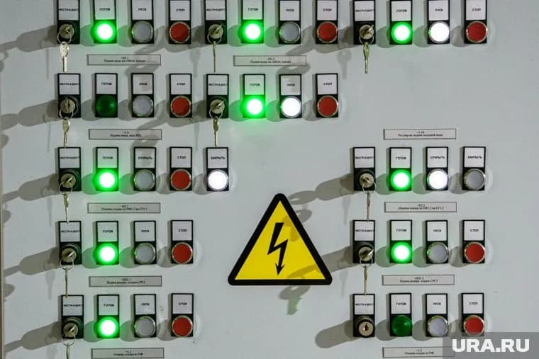 Для построения сети сотрудники исследовали работу электросетей в изолированном поселке Тугалово (Тюменская область)