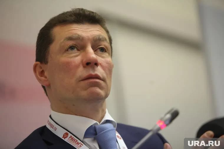 Министр труда Максим Топилин пообещал бюджетникам повышение зарплаты в следующем году
