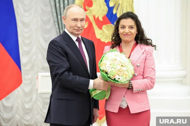 Симоньян проявит мужество и стойкость, уверен Путин (архивное фото)