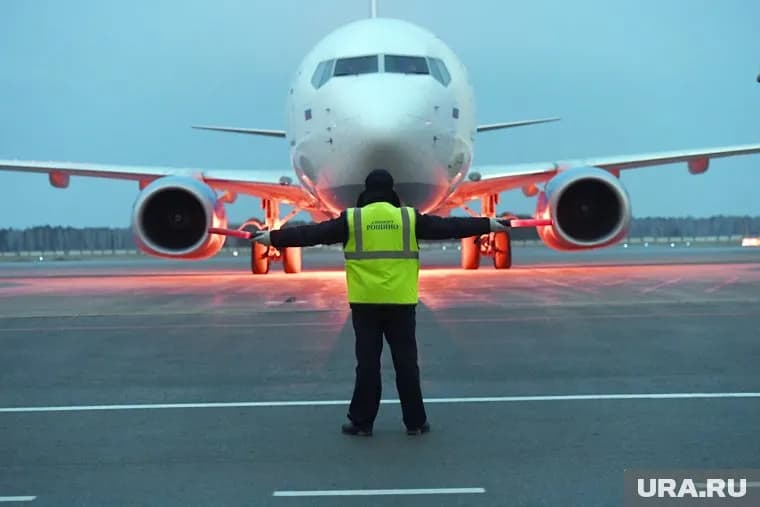 Два рейса Utair задержали на несколько часов