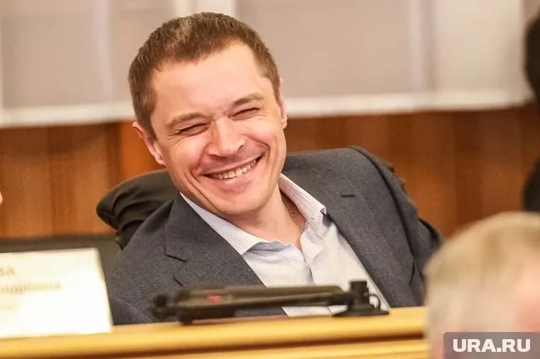 Депутат Сергей Романов по итогам 2020 года стал владельцем квартиры в Испании