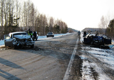 Жуткие ДТП на Урале накануне 8 Марта: 8 погибших, 15 пострадавших (ФОТО)