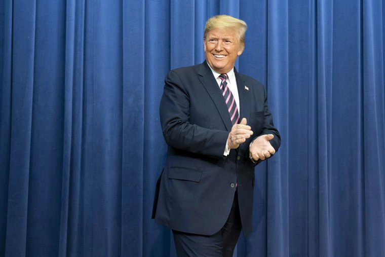 Журналист Сортор: Трамп напугал Макрона на саммите в Египте