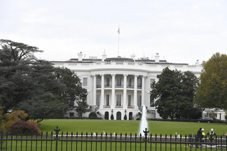 В США нависла угроза прекращения работы правительства