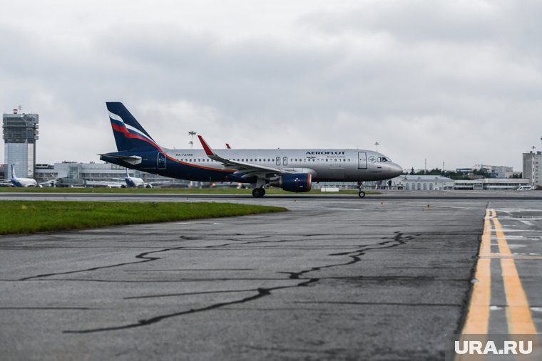 В Казани отменяют рейсы из-за угрозы дронов: что нужно знать о ситуации в Татарстане