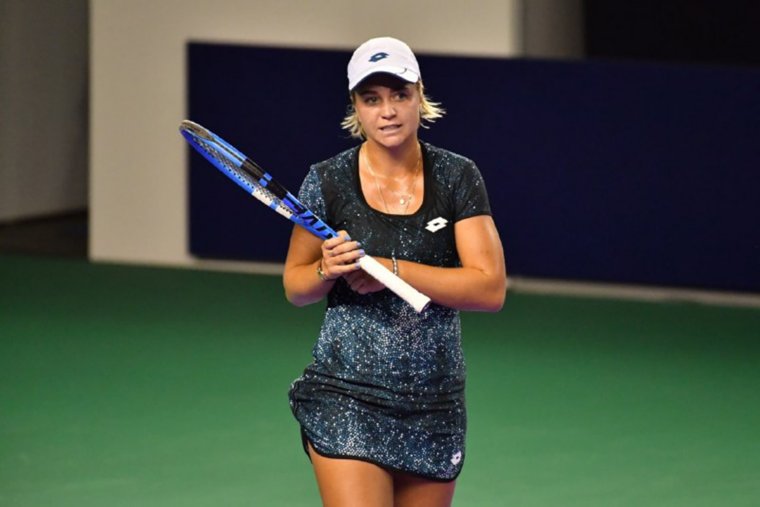 Победа без флага: россиянка Хромачева прошла во второй круг Уимблдона в миксте