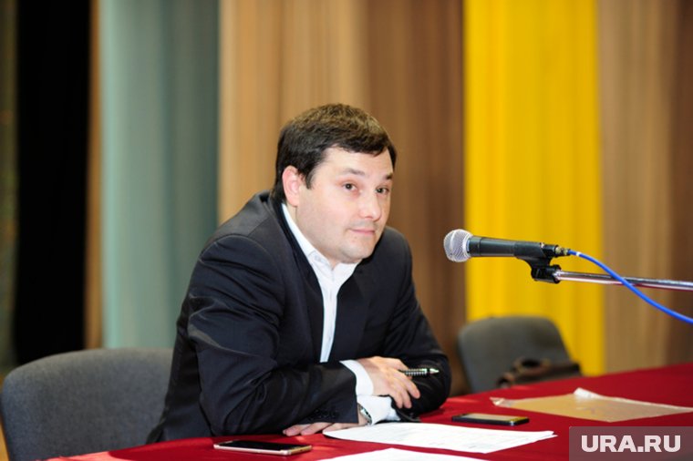 Ушла эпоха: чем известен серый кардинал правительства ХМАО Шипилов, покидающий пост