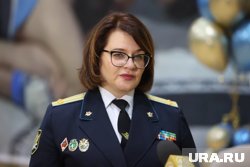 Начальника курганского УФССП Уварову и ее заместителя отстранили от службы
