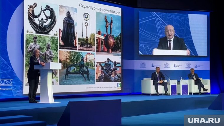 «Главой работать тяжело первые 15 лет, потом привыкаешь»: мэр из ХМАО устроил стендап-шоу