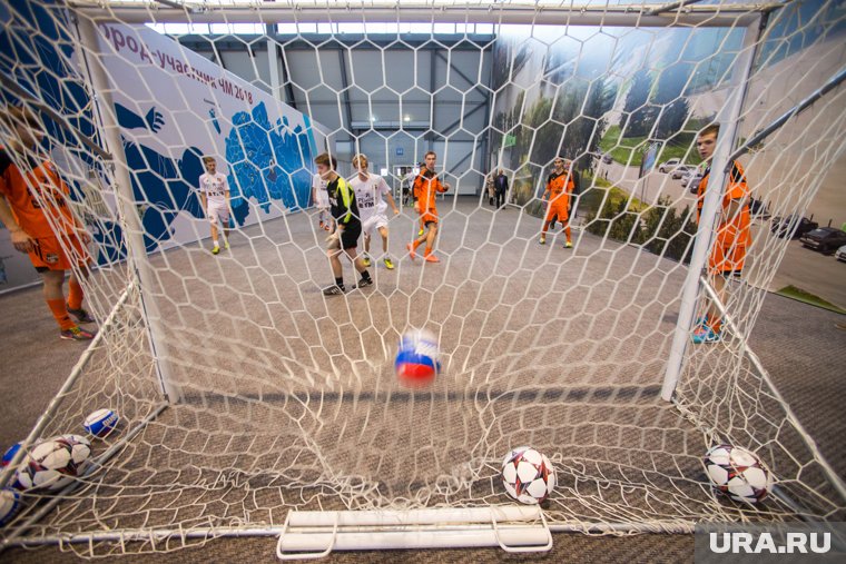 Крупный застройщик стал спонсором мини-футбольного клуба ХМАО. Видео