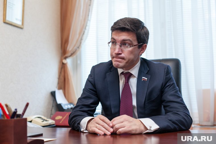 Богатейший депутат думы ХМАО попался на привлечении нелегальных мигрантов на стройки